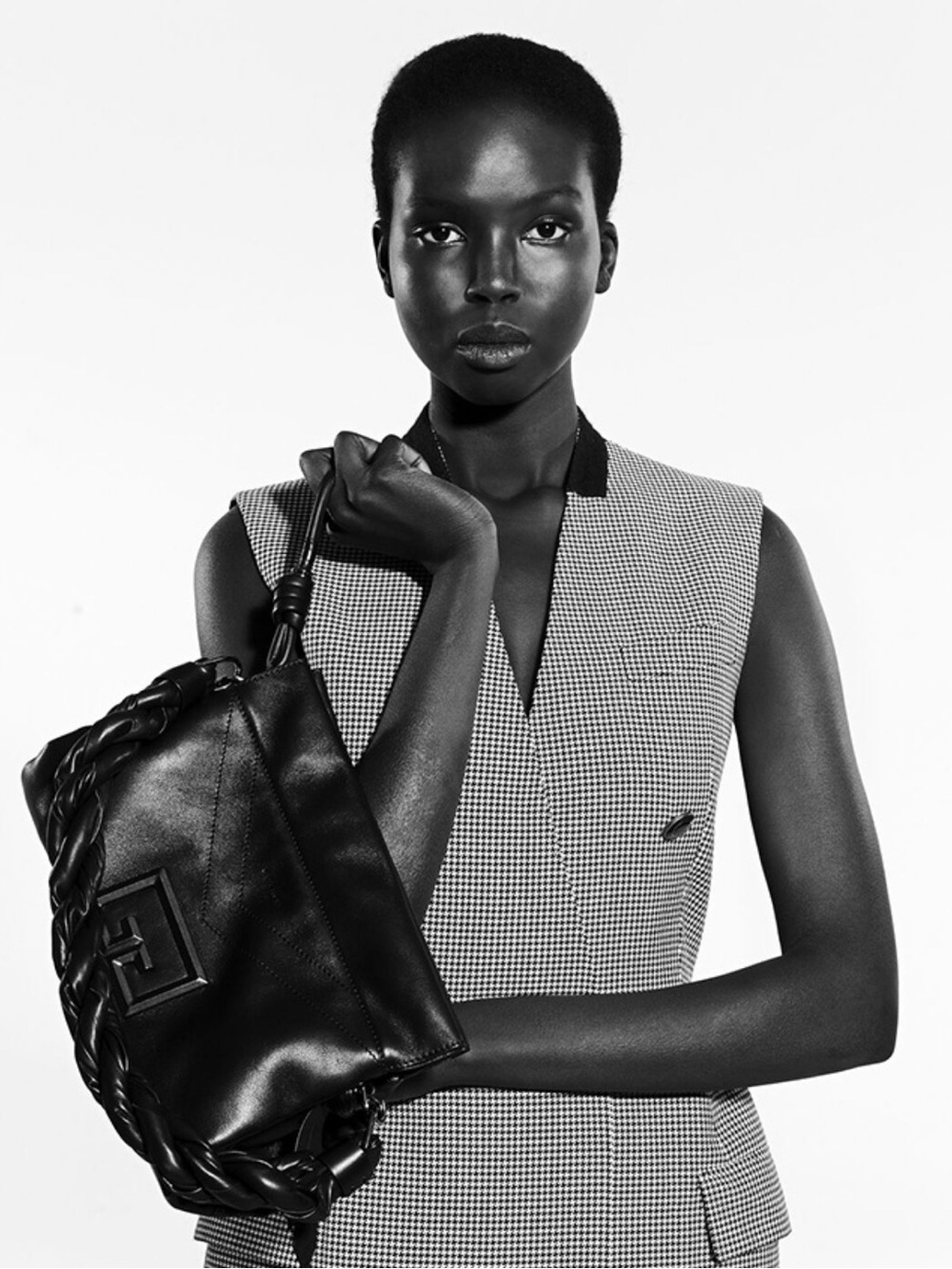 🚨$369 Down From $489 MEMORIAL DAY SALE Givenchy ID93 Shoulder Bag 🚨 - Picture 16 of 17